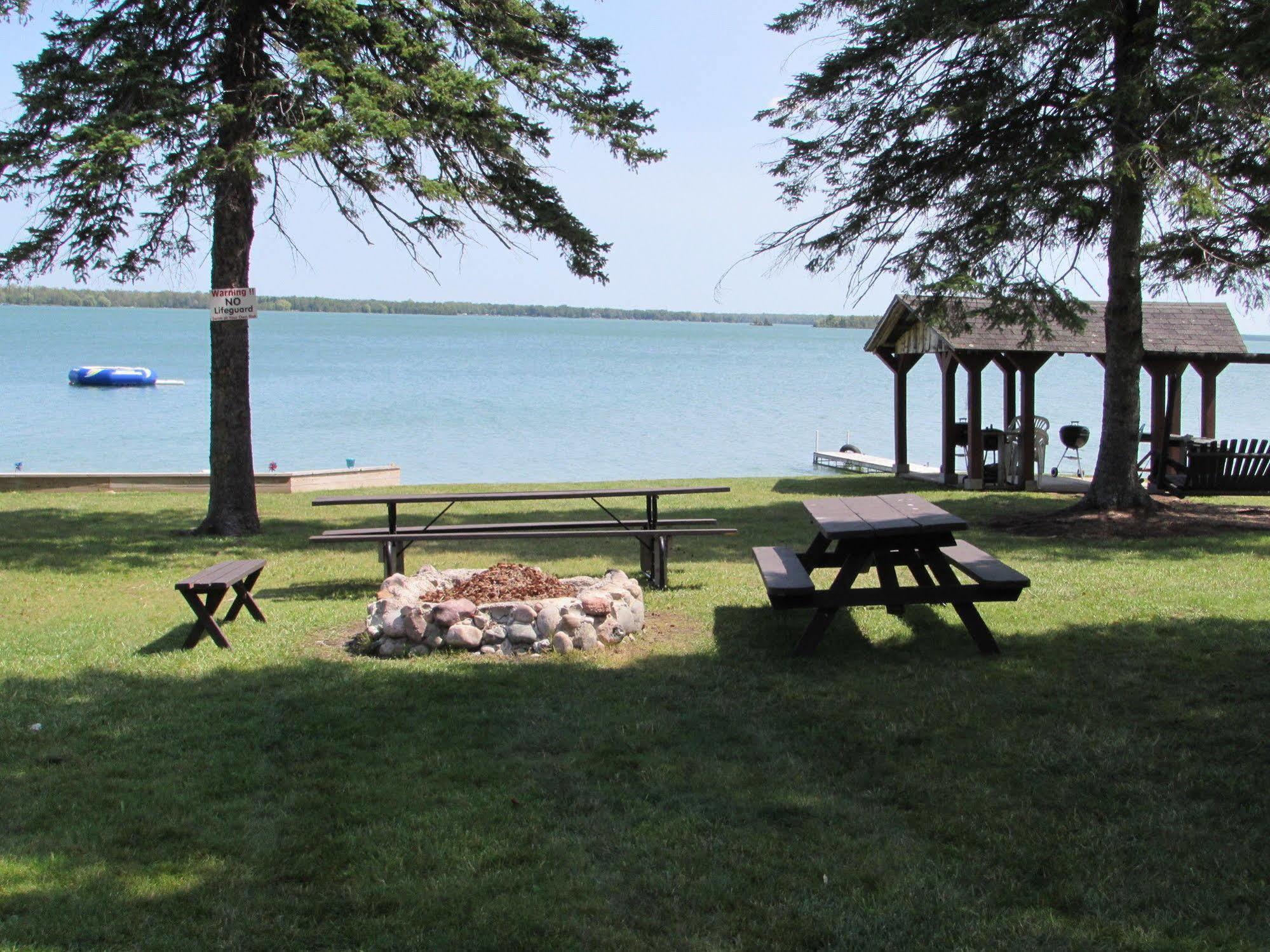 Grand Lake Resort Presque Isle Eksteriør billede